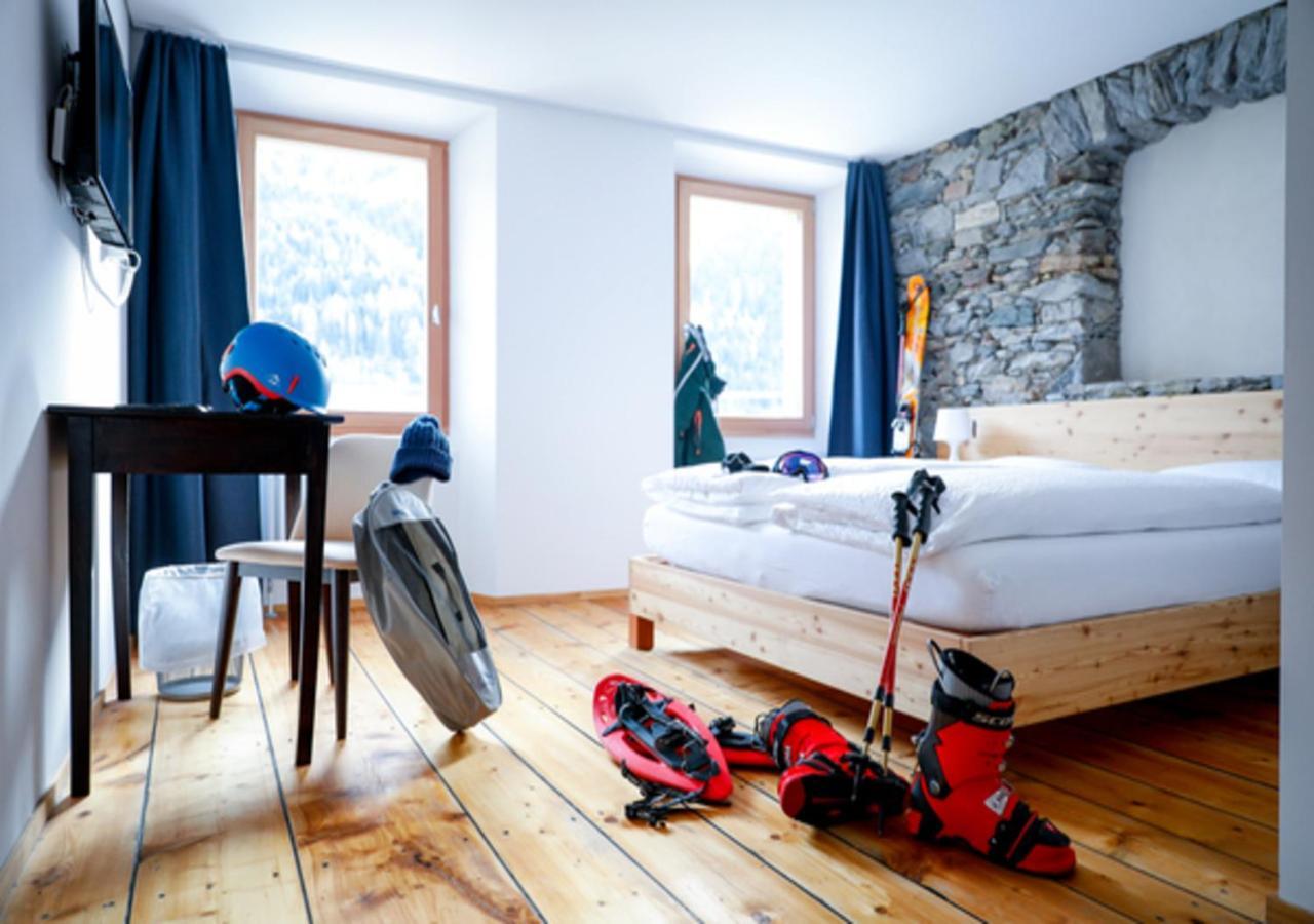 Отель Bed&Bike Tremola San Gottardo Айроло Экстерьер фото